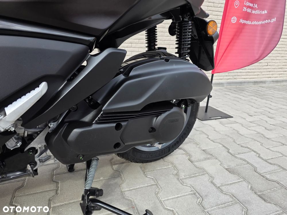 Yamaha X-max - 6