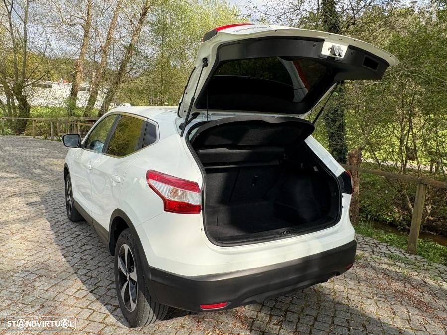 Nissan Qashqai 1.5 dCi Tekna Premium 17 - 17