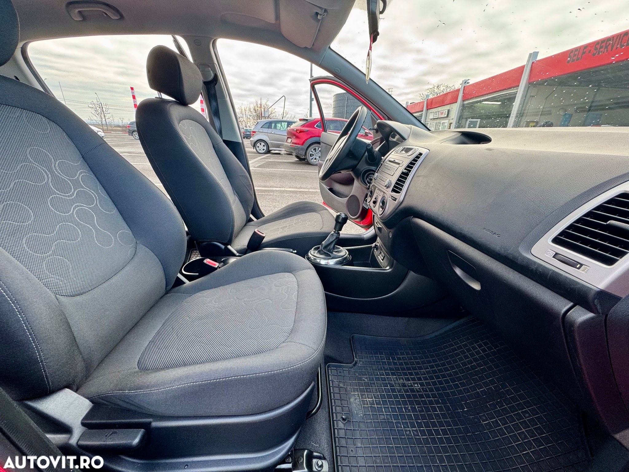 Hyundai i20 - 21