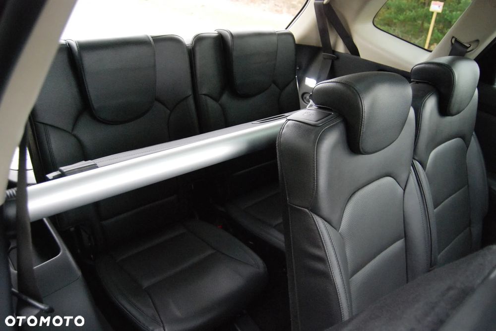 Kia Carens 1.7 CRDi 141 Dream Team Edition - 24