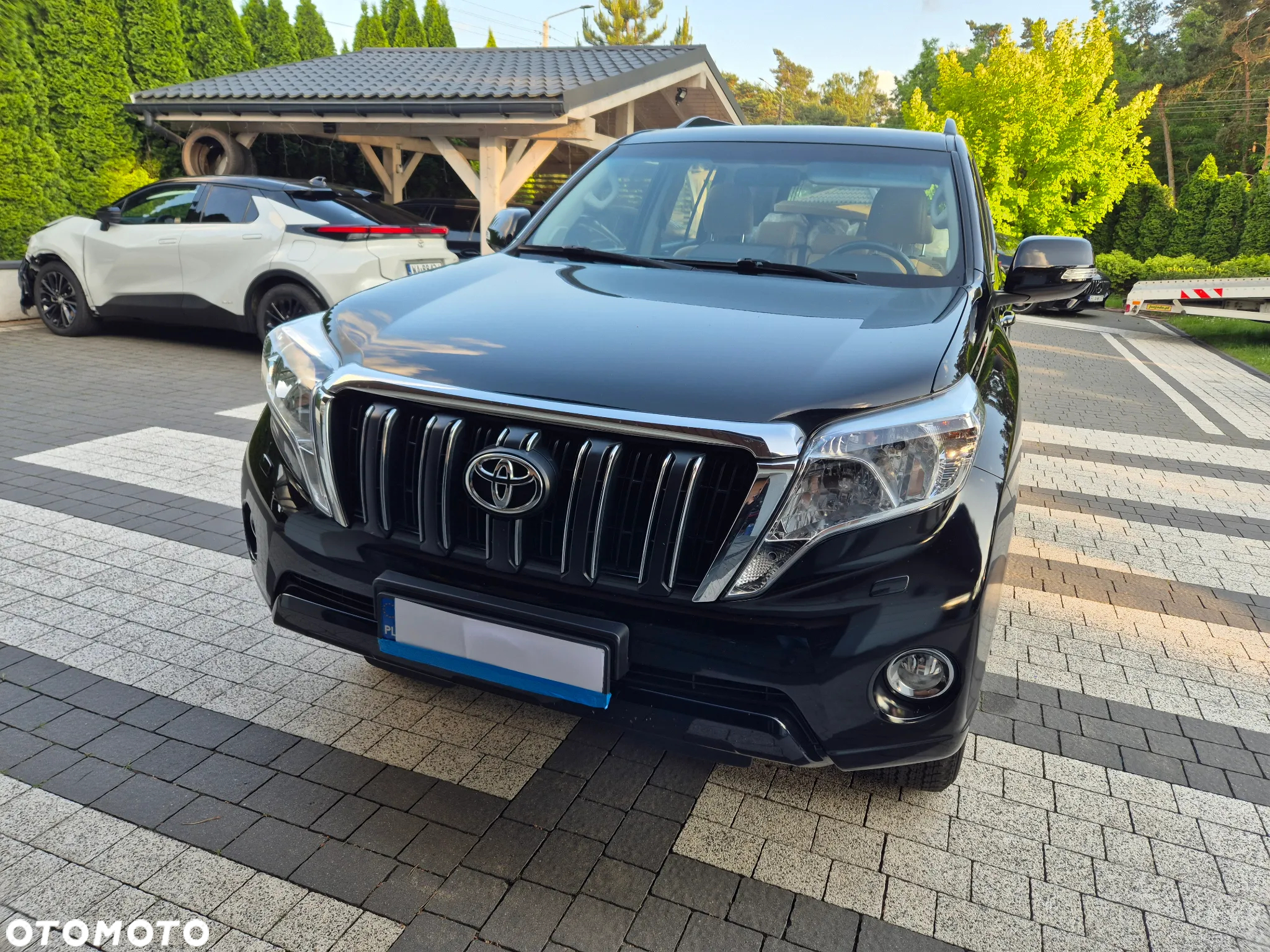 Toyota Land Cruiser - 5
