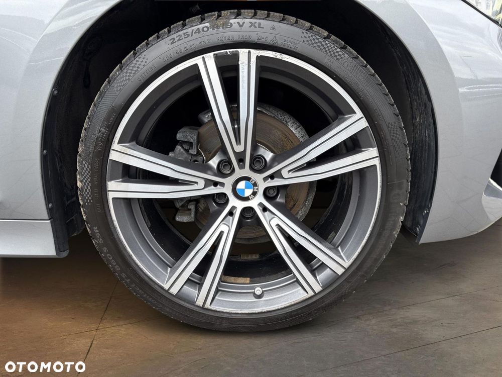 BMW Seria 3 - 18