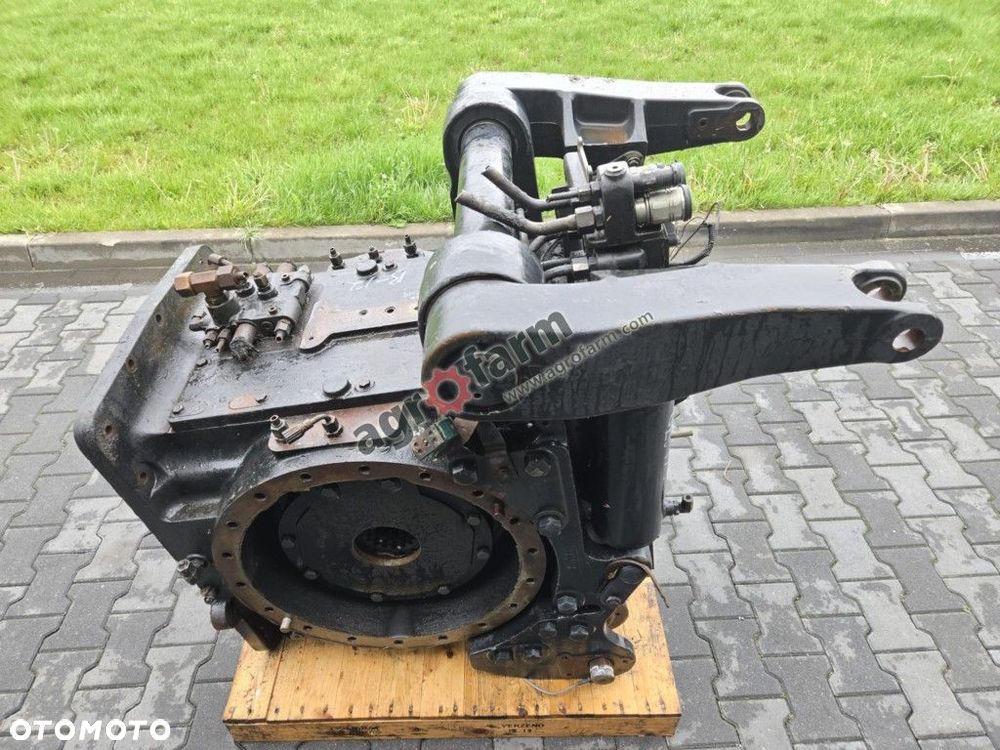 Tylny most Case Magnum 370, 340, CVX, CVT - 1