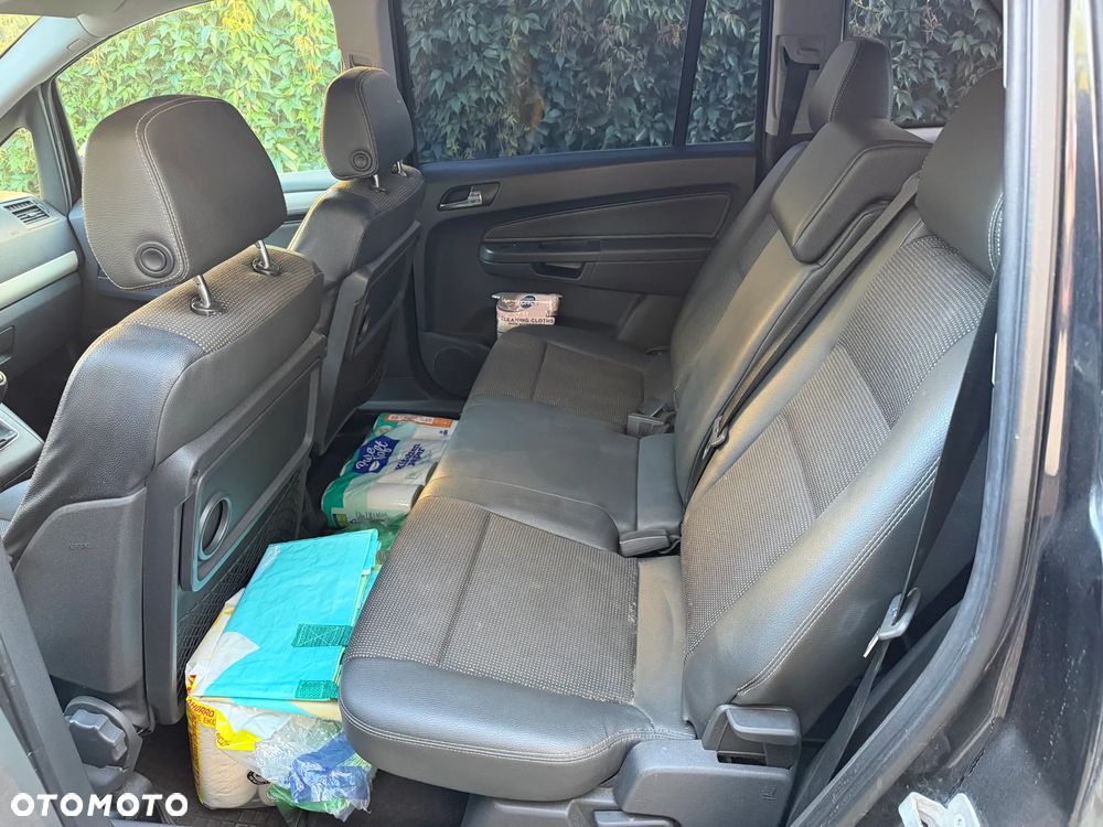 Opel Zafira 1.9 CDTI Essentia - 13