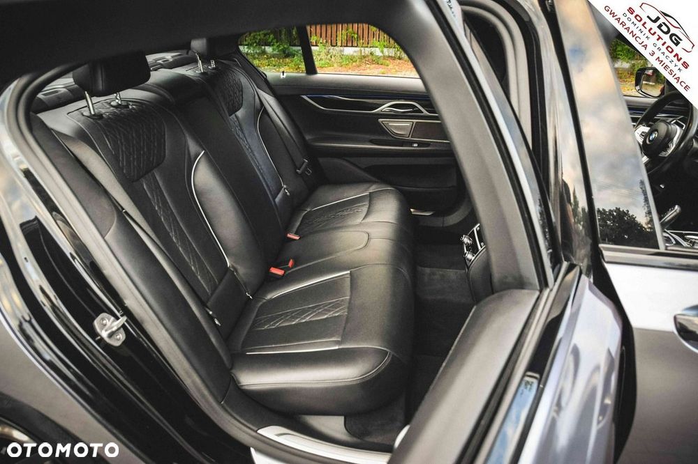BMW Seria 7 750Ld xDrive - 27
