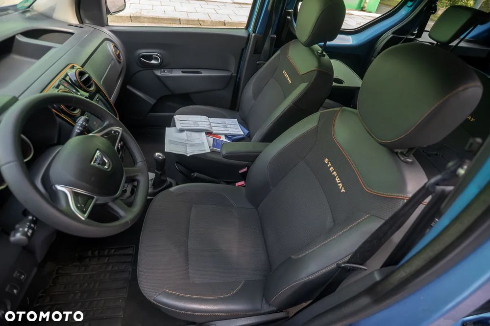 Dacia Dokker 1.6 Laureate - 17