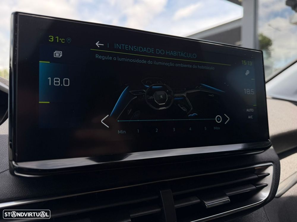Peugeot 3008 1.6 Hybrid Allure e-EAT8 - 39