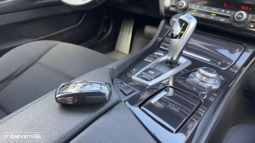 BMW 520 d Line Modern Auto - 33