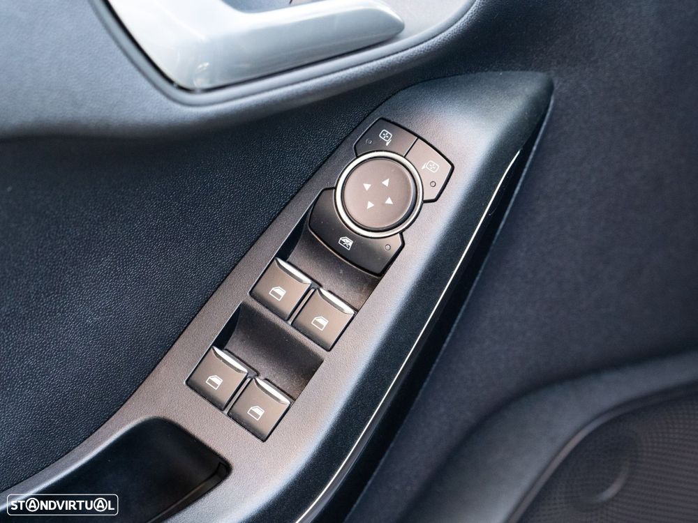 Ford Fiesta 1.0 EcoBoost Connected - 34
