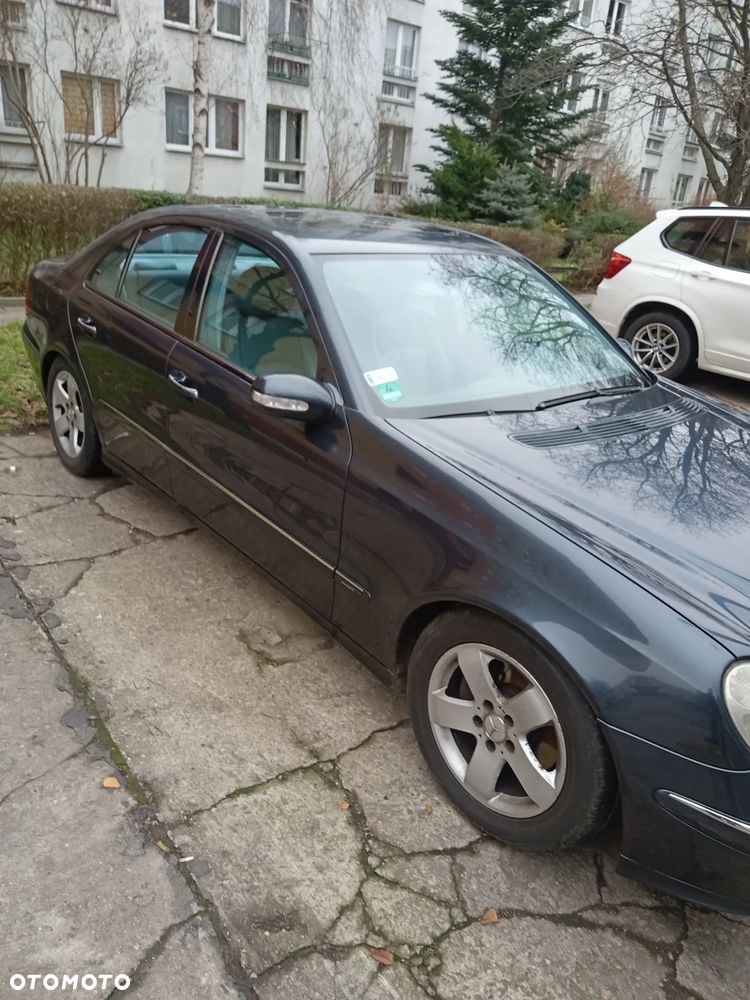 Mercedes-Benz Klasa E - 3