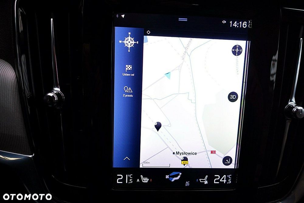 Volvo V90 Cross Country - 22