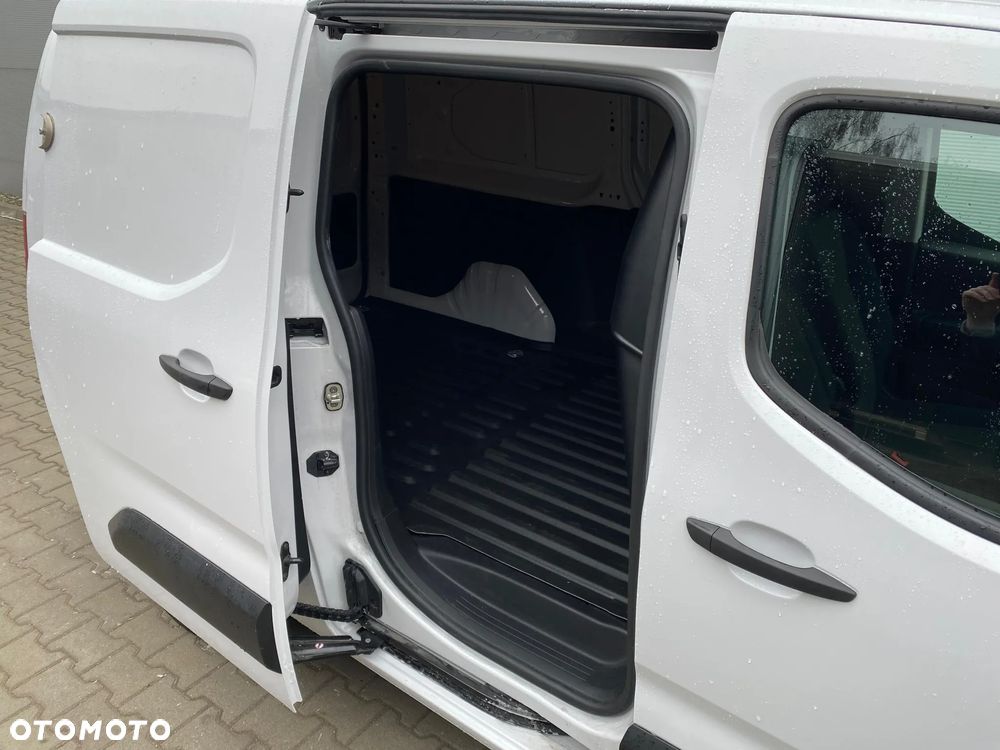 Peugeot PARTNER Van Long L2H1 1.5 100KM - 14