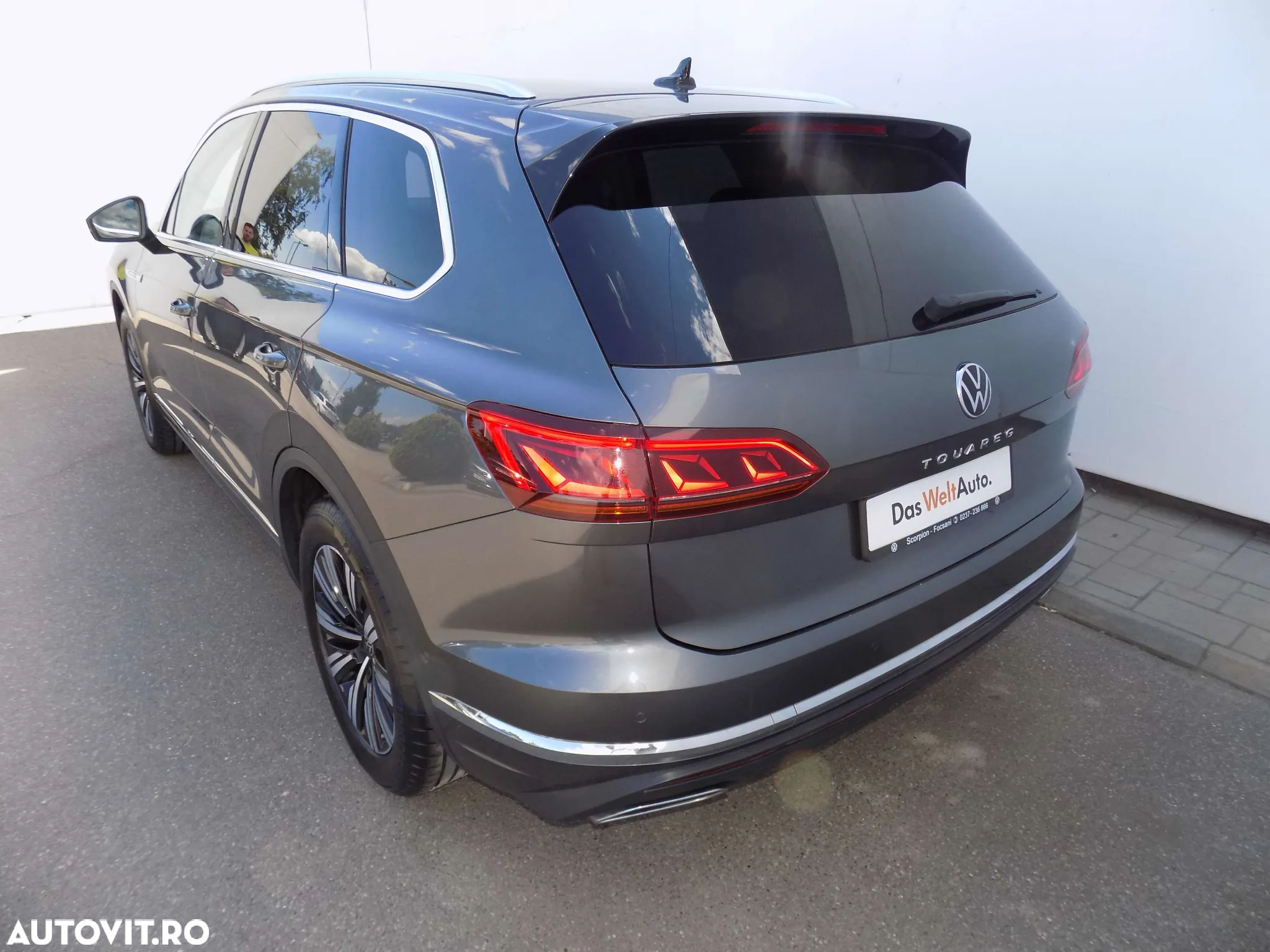 Volkswagen Touareg 3.0 V6 TDI 4Motion DPF Automatik Atmosphere - 4