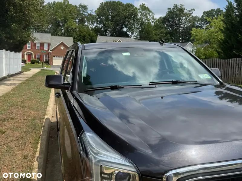 GMC Yukon - 9
