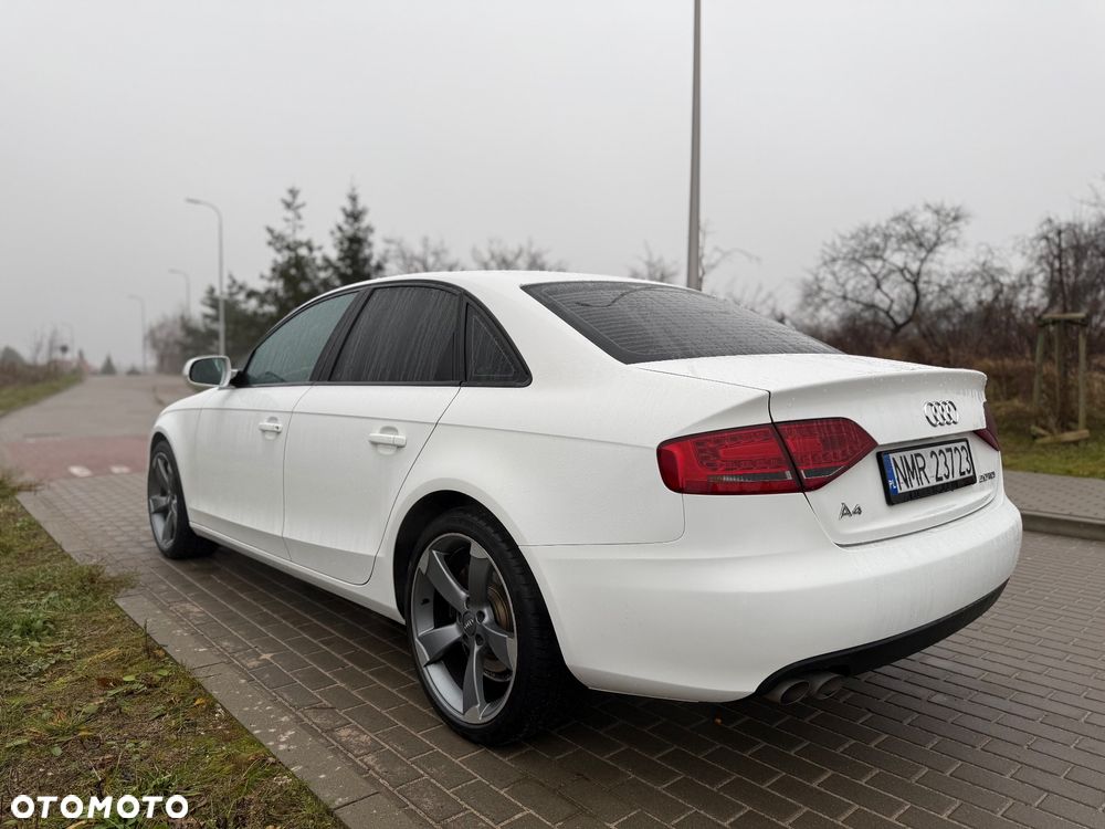 Audi A4 Limousine 2.0 TDI - 11