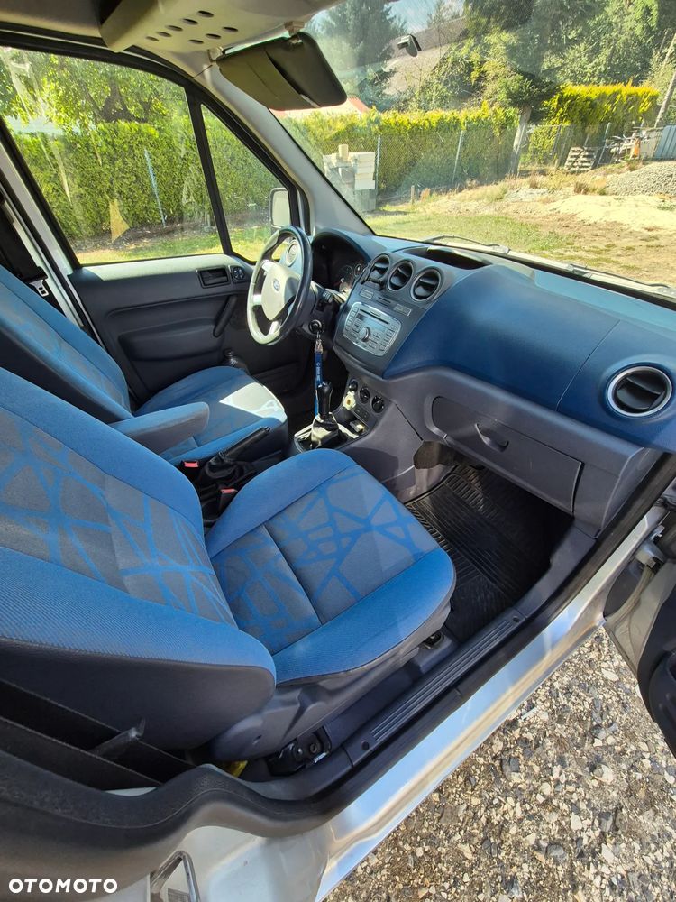 Ford Transit connect - 8