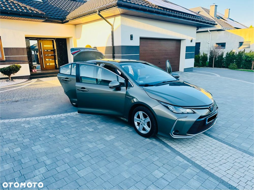 Toyota Corolla 1.8 Hybrid Comfort - 19