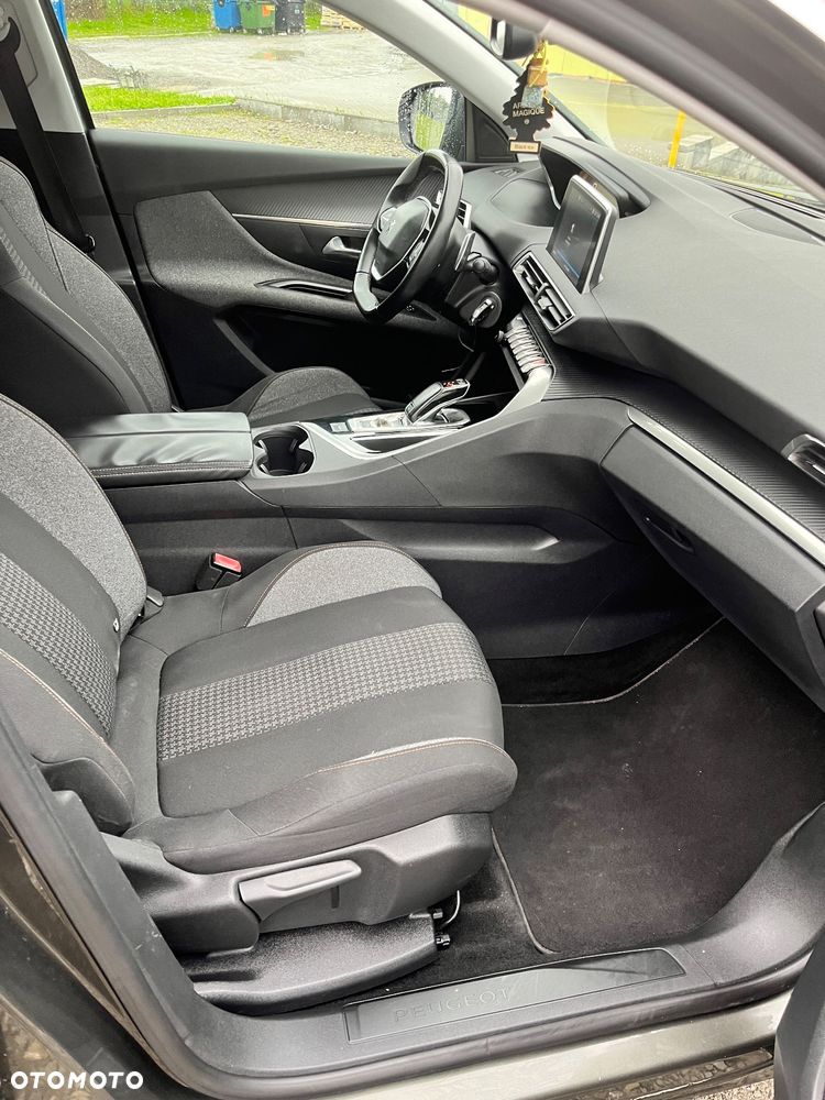 Peugeot 3008 1.6 BlueHDi Active S&S EAT6 - 20