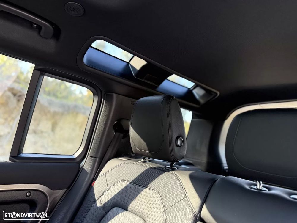 Land Rover Defender 2.0 P400e 110 AWD X-Dynamic HSE - 10