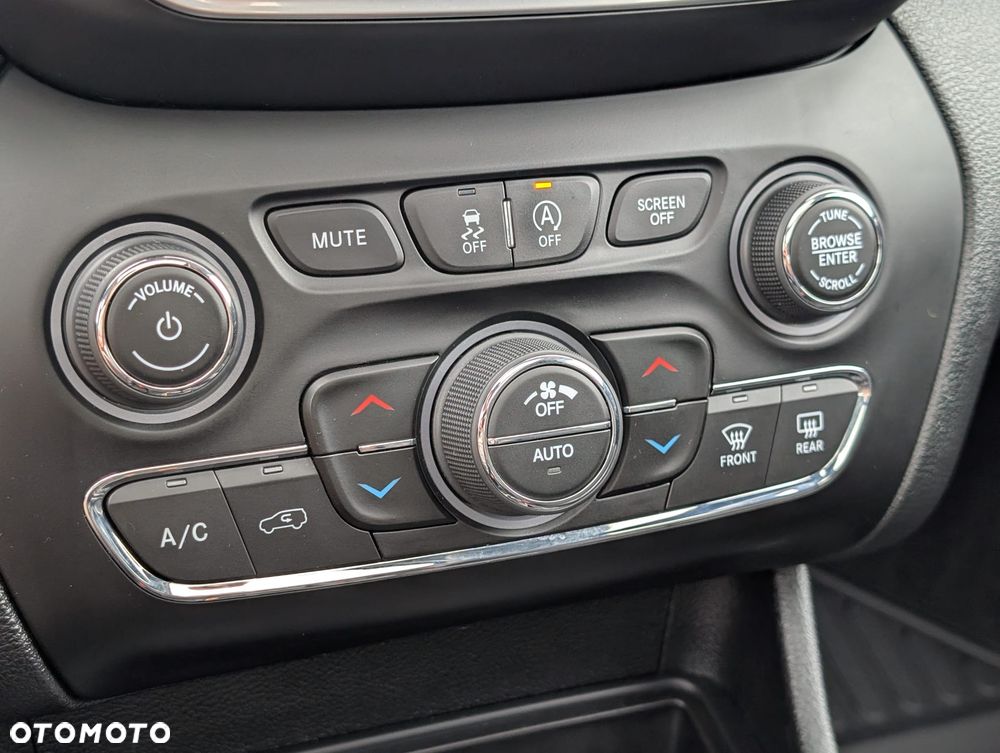 Jeep Cherokee 3.2 V6 Pentastar Active Drive Lock Autom Trailhawk - 37