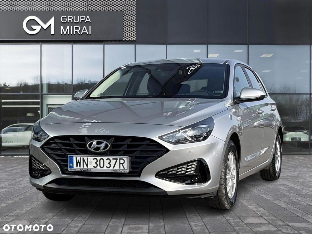 Hyundai i30 1.5 DPI Modern - 1