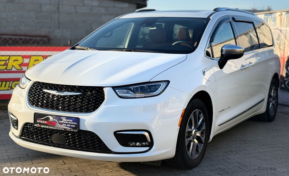 Chrysler Pacifica - 5