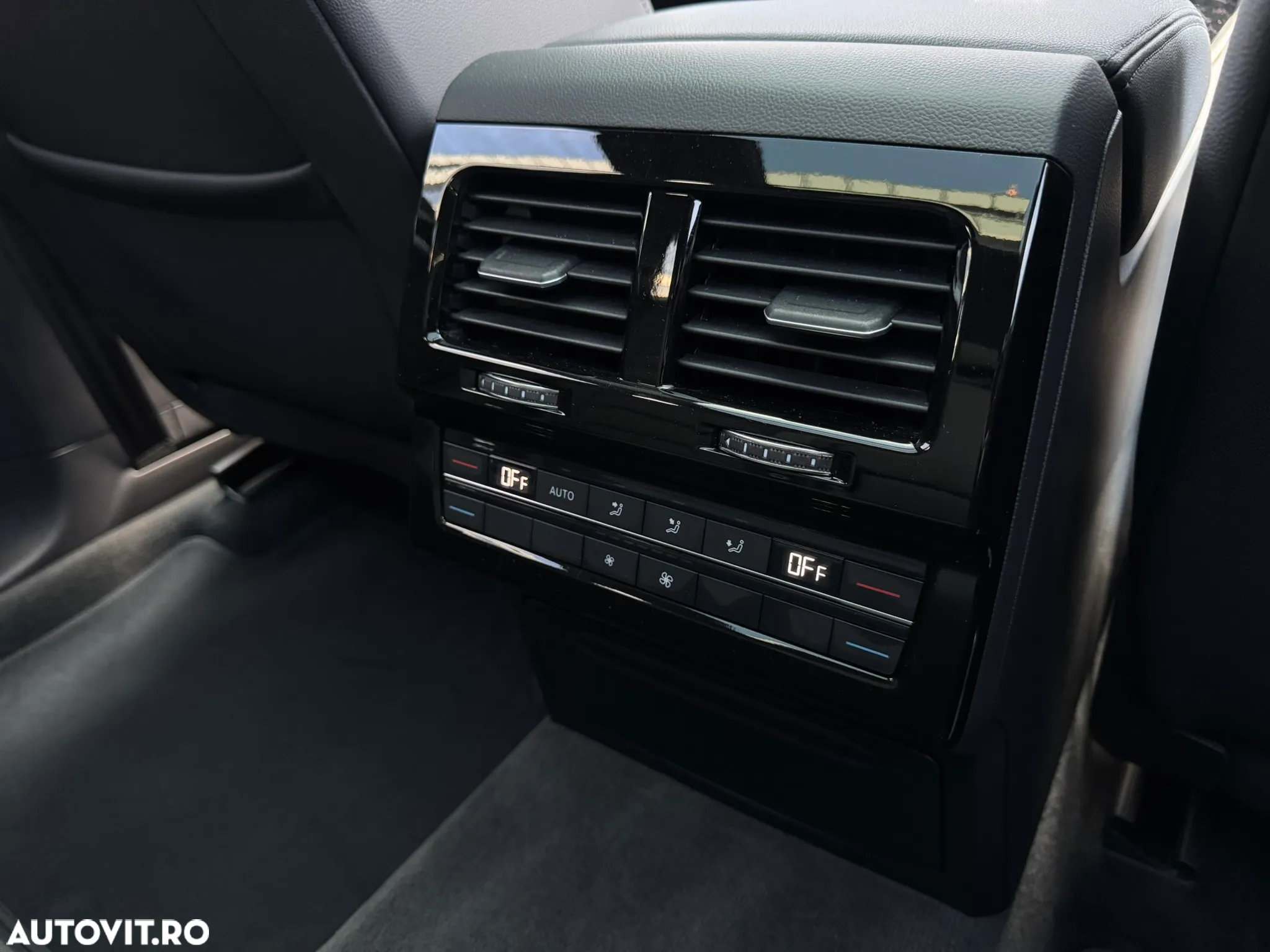 Volkswagen Touareg V6 TDI Elegance - 19