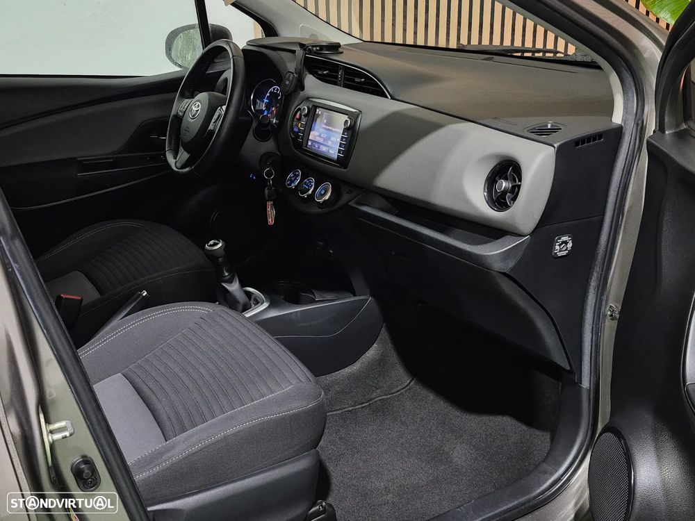Toyota Yaris 1.0 VVT-i Comfort +PS+PT Techno - 12