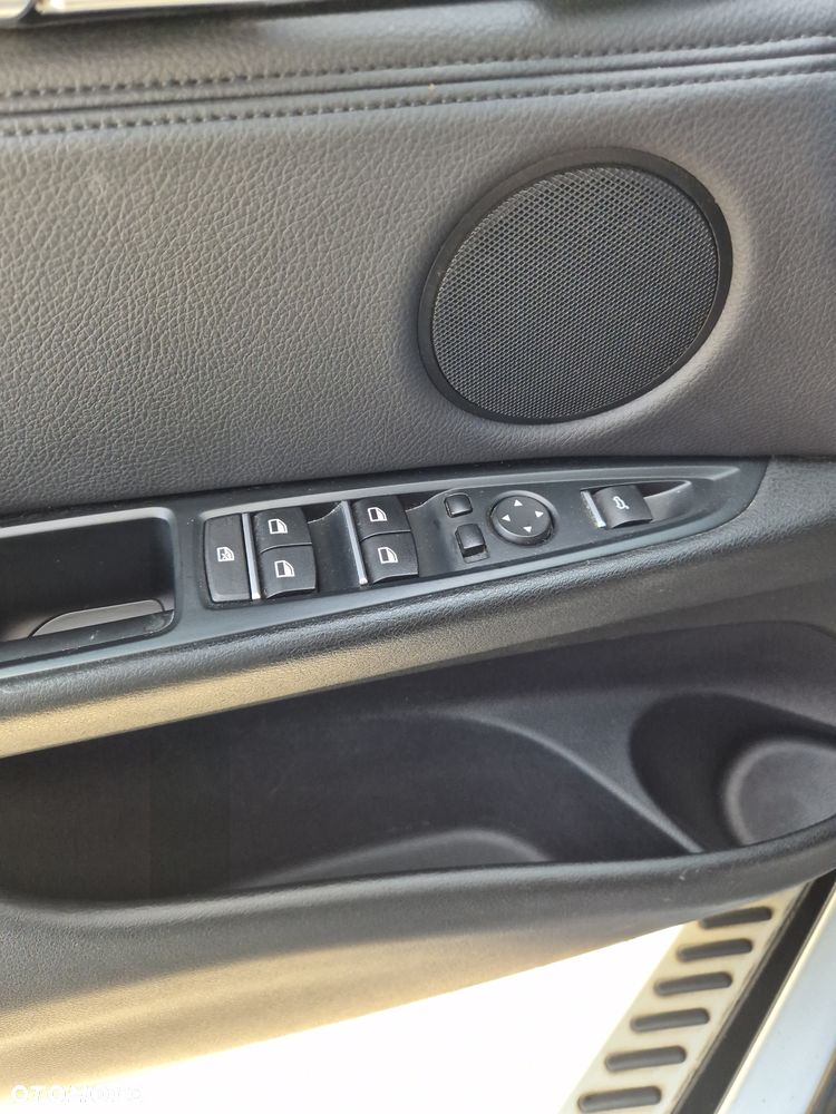 BMW X5 xDrive40d - 25