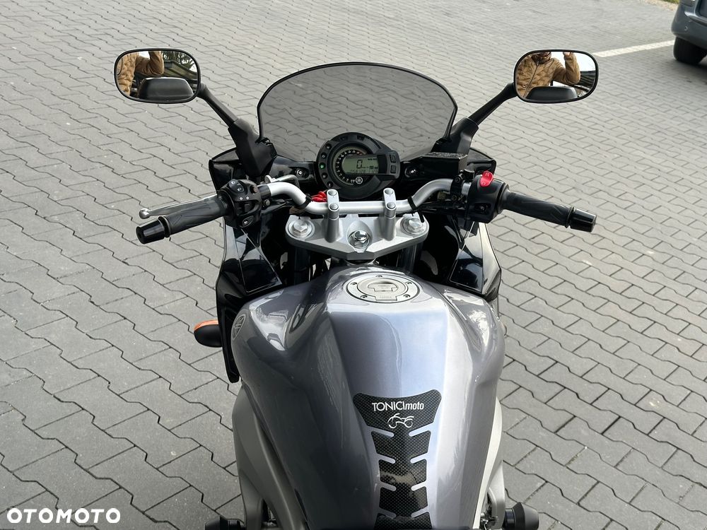 Yamaha FZ6 - 24
