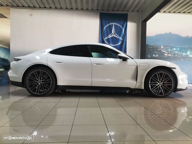 Porsche Taycan 4S - 5