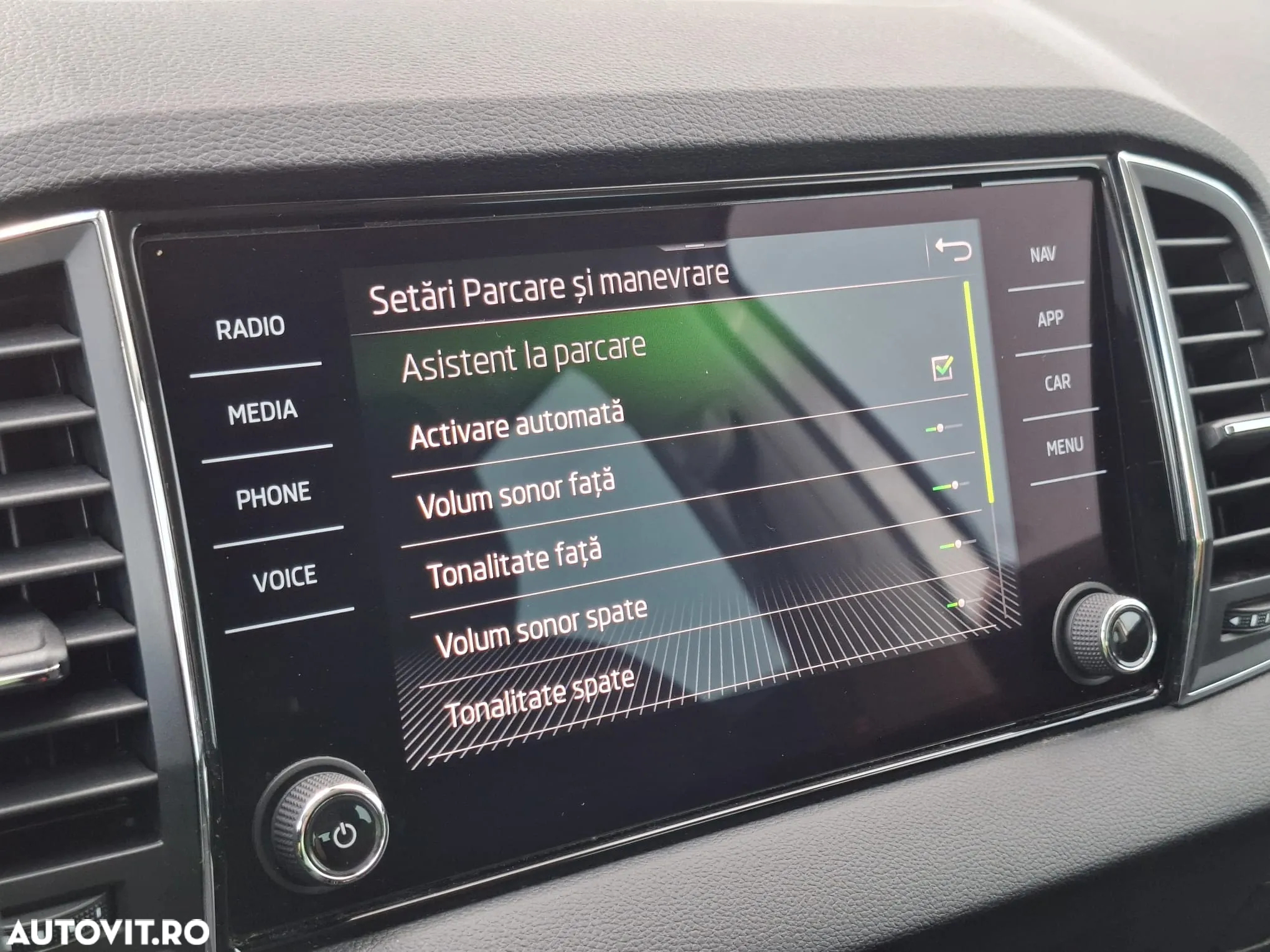 Skoda Karoq 2.0 TDI 4X4 DSG Style - 31