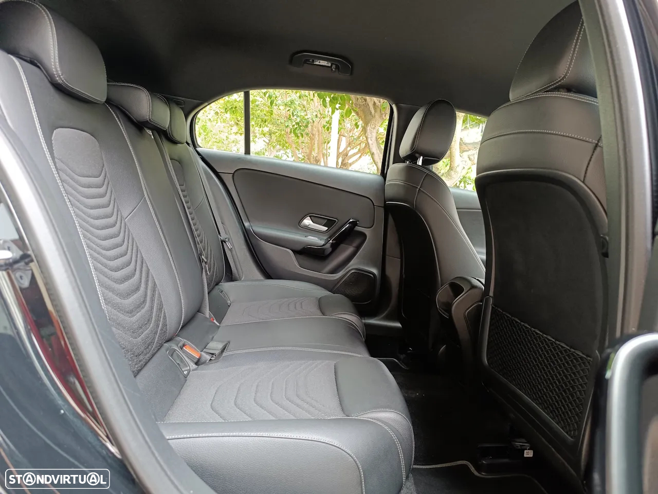 Mercedes-Benz A 200 7G-DCT Progressive - 30