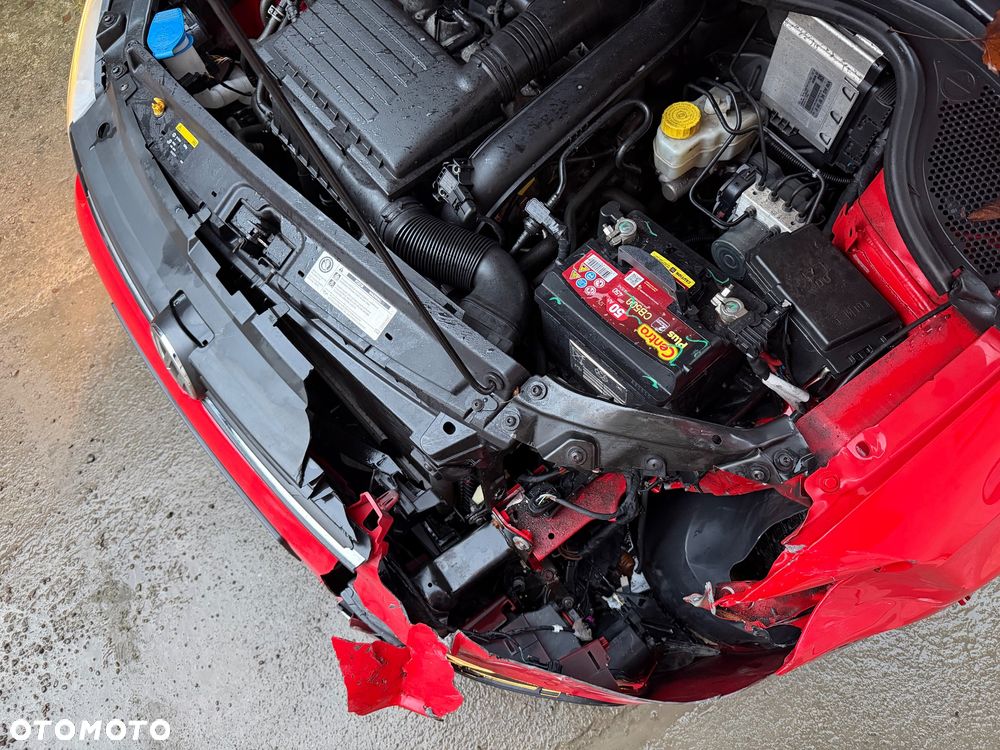 Volkswagen Polo 1.2 TSI (Blue Motion Technology) Comfortline - 24