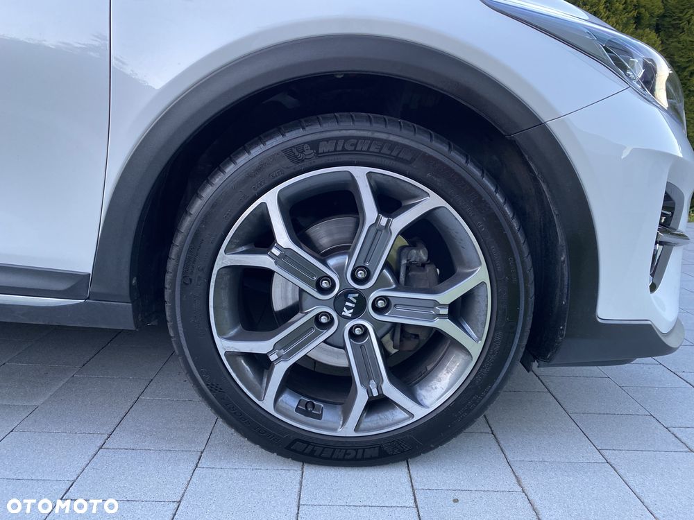 Kia XCeed 1.4 T-GDI L Business Line - 10