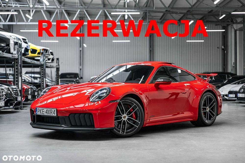 Porsche 911 Carrera 4 GTS PDK - 2
