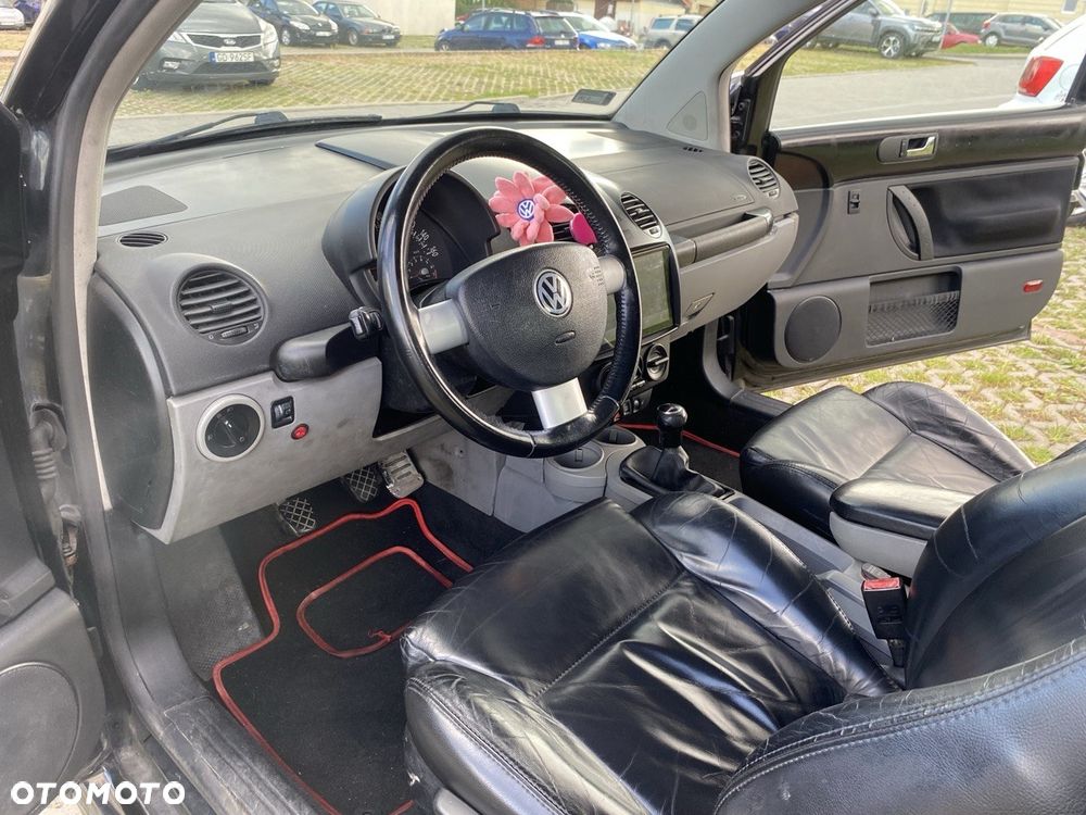 Volkswagen New Beetle 1.8T - 13