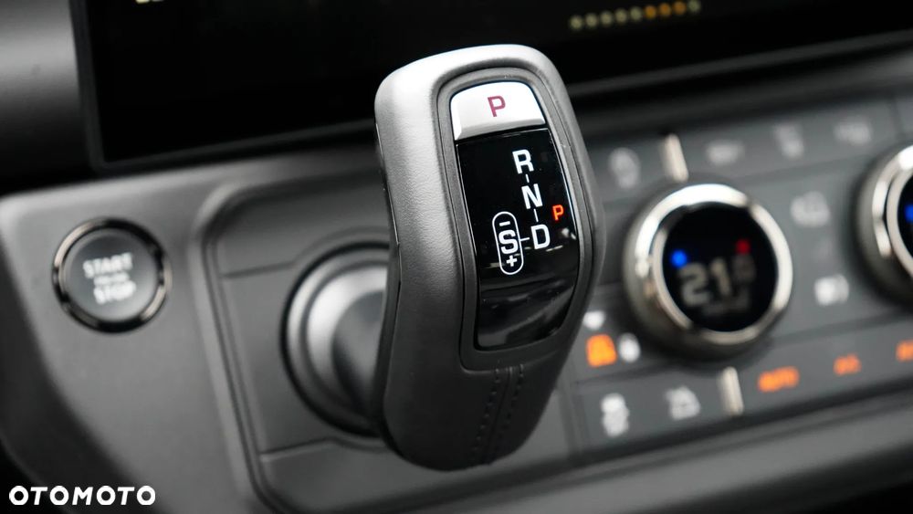 Land Rover Defender 4.4 P635 V8 mHEV Octa - 24