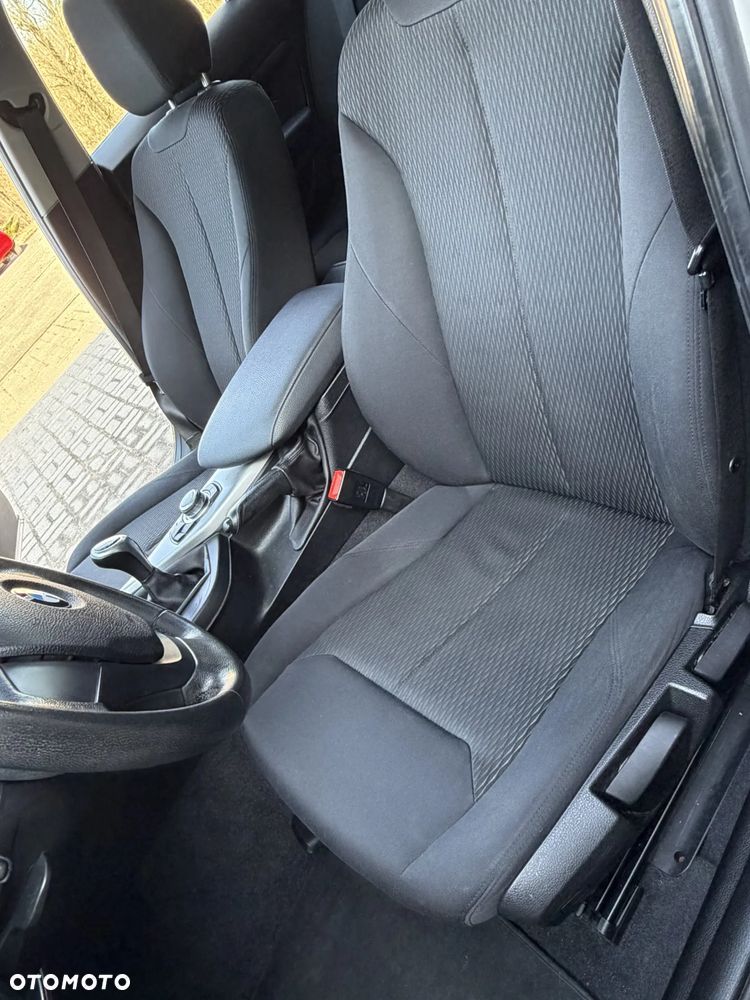 BMW Seria 1 118d DPF Edition Lifestyle - 15