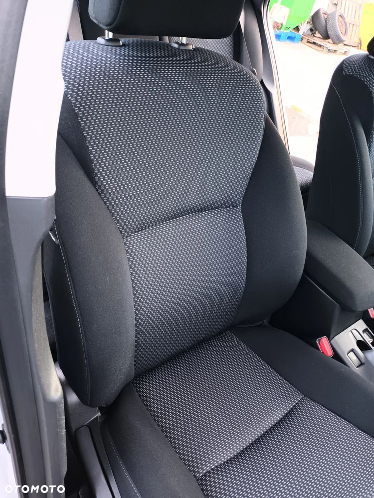 Toyota Auris 1.6 Valvematic Multidrive S START Edition - 24
