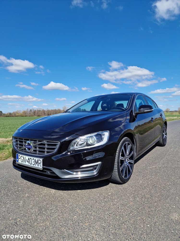 Volvo S60 D4 Geartronic Momentum - 1