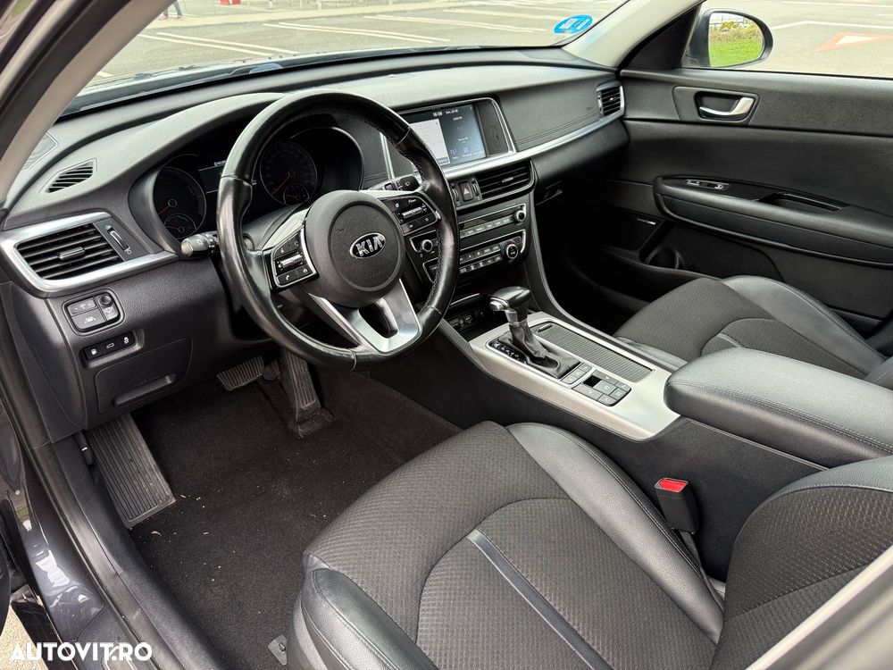 Kia Optima - 10