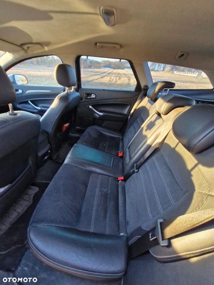 Ford Mondeo 2.0 TDCi Titanium - 8