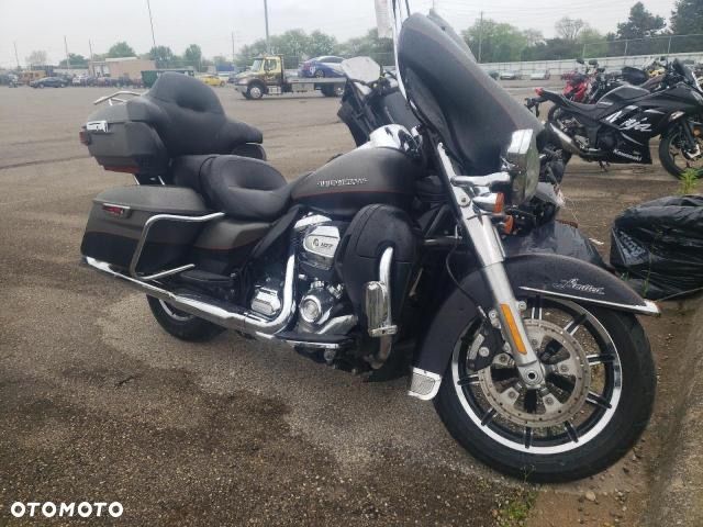 Harley-Davidson FLHT Electra Glide Standard - 19