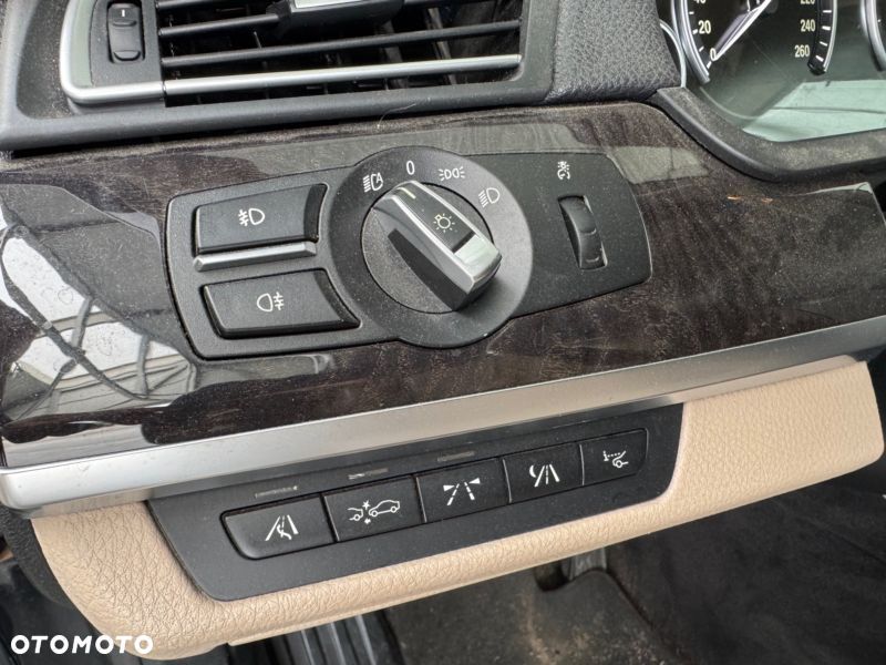 BMW Seria 7 730Ld - 19