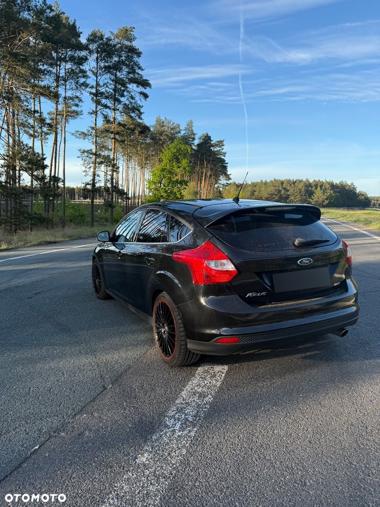 Ford Focus 1.6 EcoBoost Titanium - 4