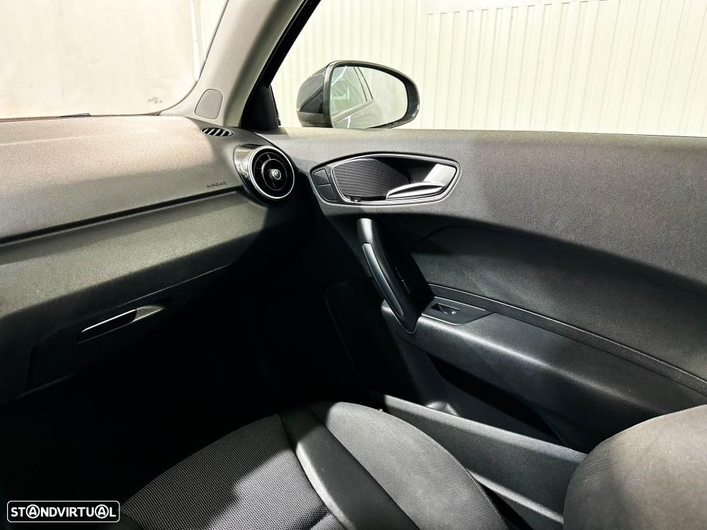 Audi A1 1.6 TDI Sport - 23