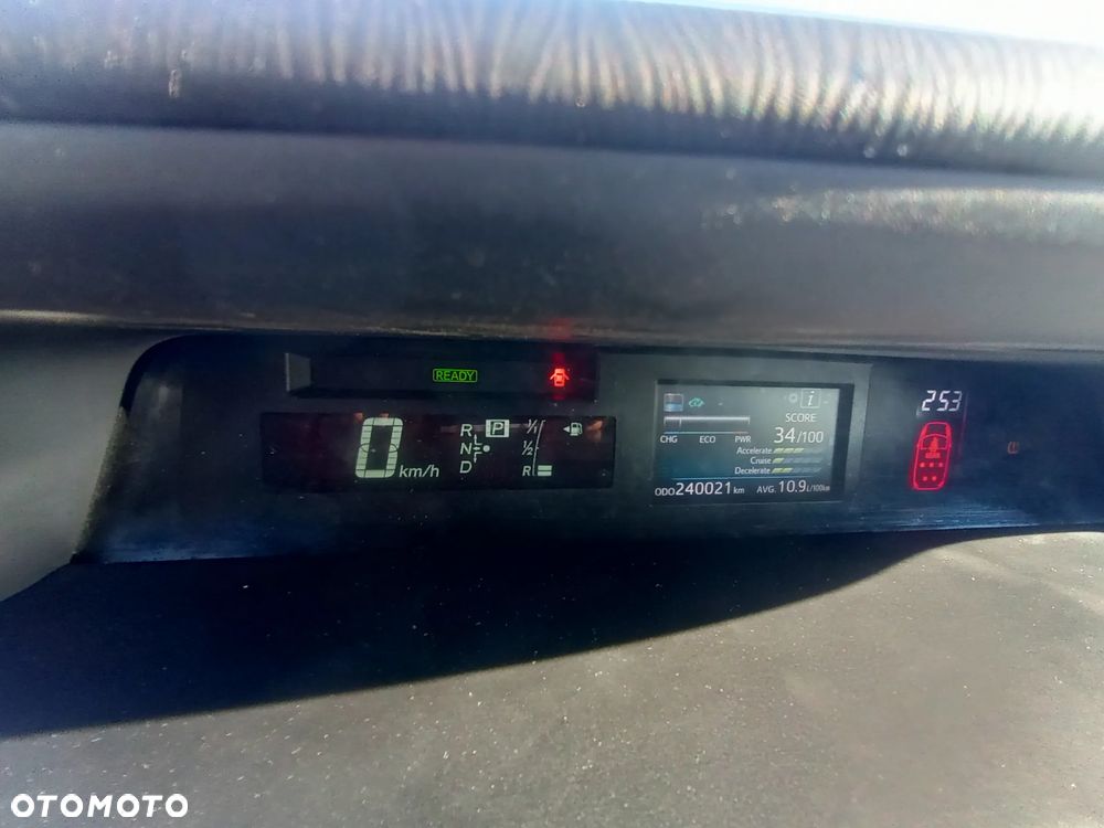 Toyota Prius+ - 3