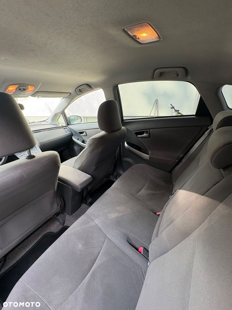 Toyota Prius 1.5 VVT-i Prestige - 8