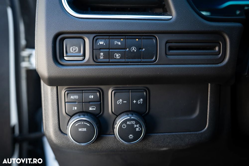 Chevrolet Tahoe - 19